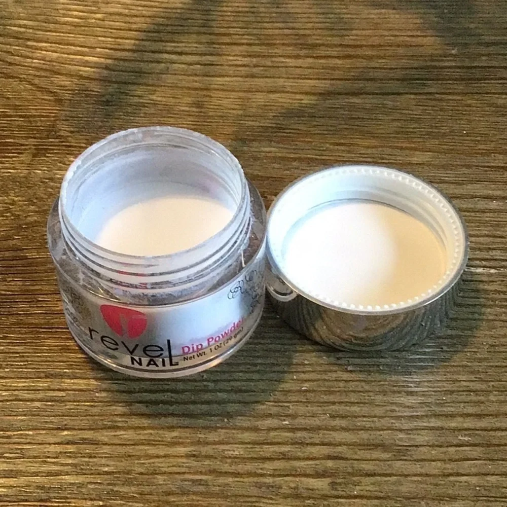 Revel Nail Dip Powder Veronica (White)